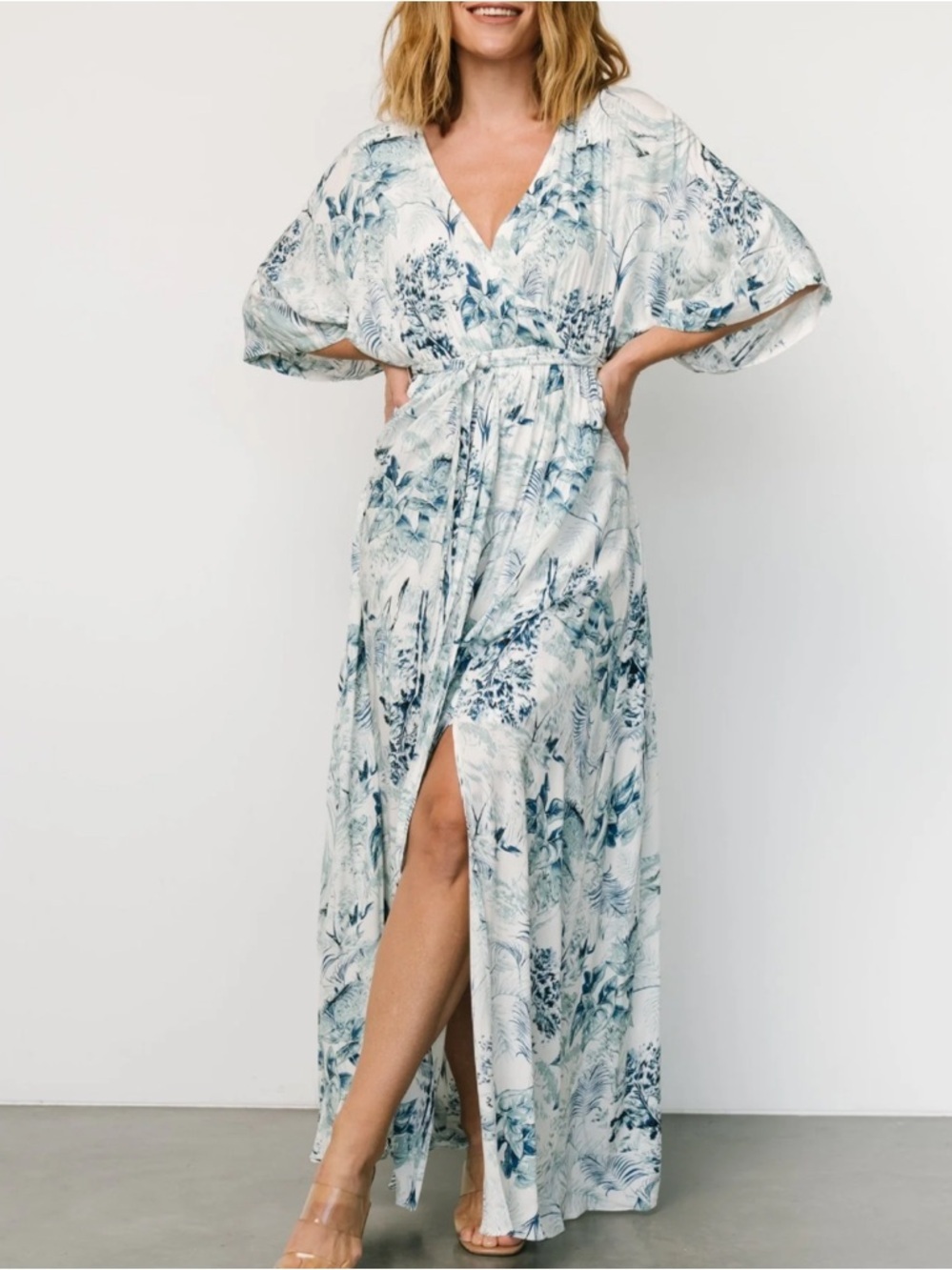 Baltic Born Kalea Blue Botanical Side Split Maxi Dress size Medium